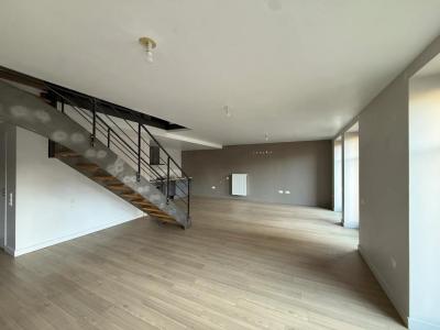 For sale Saint-etienne 4 rooms 103 m2 Loire (42000) photo 3