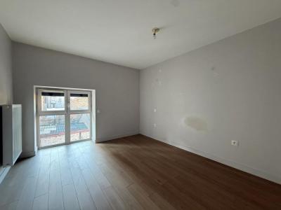 For sale Saint-etienne 4 rooms 103 m2 Loire (42000) photo 4