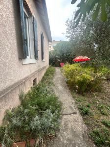 For sale EXTRA MUROS 3 rooms 80 m2 Gard (30220) photo 2
