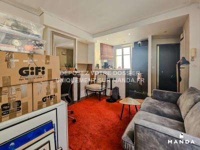 Louer Appartement 29 m2 Paris-18eme-arrondissement