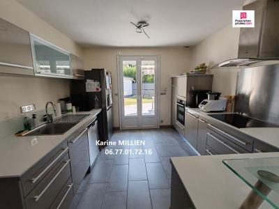 For sale Saint-remy-sur-avre 6 rooms 120 m2 Eure et loir (28380) photo 2