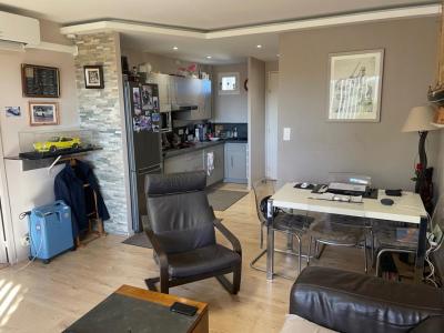 For sale Six-fours-les-plages 2 rooms 40 m2 Var (83140) photo 1