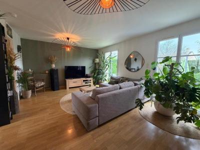 For sale Angers 5 rooms 94 m2 Maine et loire (49000) photo 0