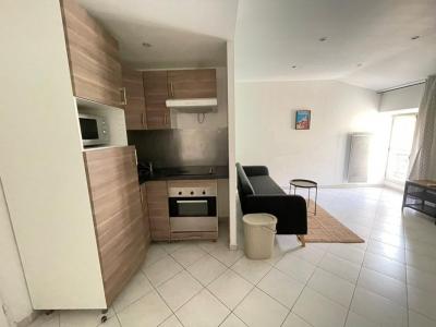 Louer Appartement 37 m2 Marseille-2eme-arrondissement