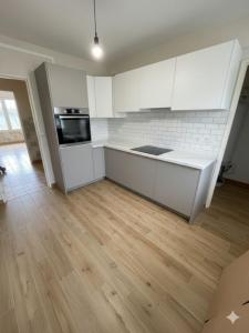 For sale Roubaix 3 rooms 68 m2 Nord (59100) photo 3