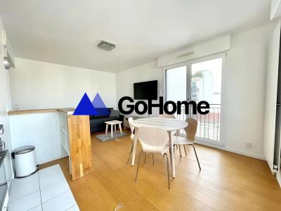 Louer Appartement 45 m2 Courbevoie