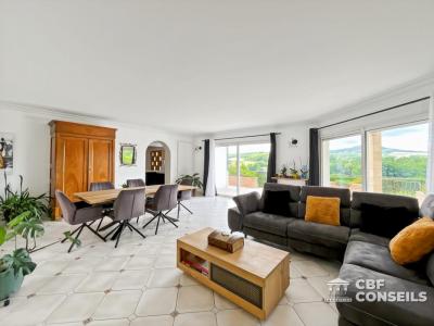 For sale Perrier 7 rooms 206 m2 Puy de dome (63500) photo 4