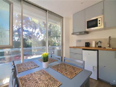 Annonce Location Appartement Saint-mandrier-sur-mer 83