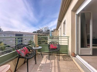 Acheter Appartement 64 m2 Villeneuve-les-avignon