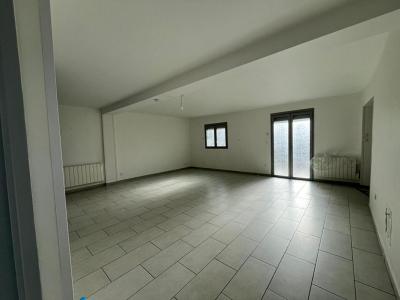 For rent Bruges 4 rooms 83 m2 Gironde (33520) photo 0