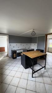 For sale Youx 8 rooms 166 m2 Puy de dome (63700) photo 4