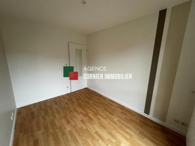 Louer Appartement Chateaubourg 950 euros