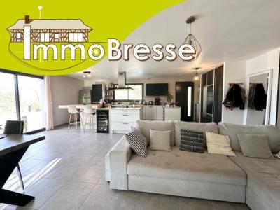 For sale Montrevel-en-bresse 5 rooms 120 m2 Ain (01340) photo 0
