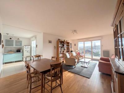 For sale Clayes-sous-bois 4 rooms 91 m2 Yvelines (78340) photo 0