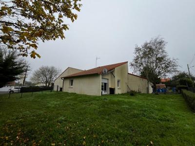For sale Beausse MAUGES-SUR-LOIRE 3 rooms 71 m2 Maine et loire (49410) photo 0