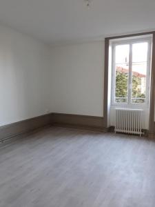 Louer Appartement 106 m2 Bourg-en-bresse