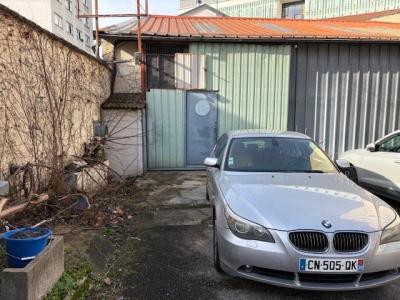 Louer Commerce Lyon-7eme-arrondissement 6840 euros