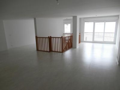 Louer Maison 197 m2 Reims