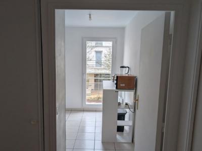 For rent Evry 2 rooms 47 m2 Essonne (91000) photo 0