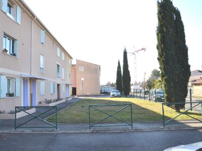 For rent Monteux 18 m2 Vaucluse (84170) photo 2