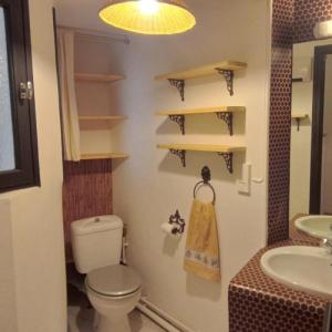 For rent Perpignan 1 room 35 m2 Pyrenees orientales (66000) photo 2