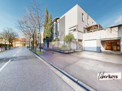 For sale Toulouse 4 rooms 79 m2 Haute garonne (31100) photo 0