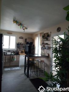 Louer Appartement Bedarrides 350 euros