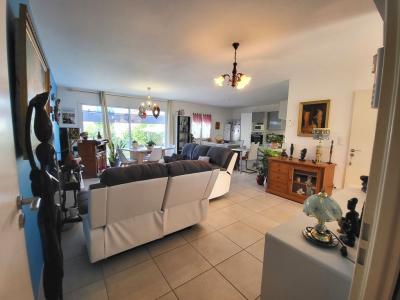 For sale 4 rooms 95 m2 Herault (34420) photo 3