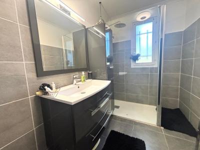 For sale 4 rooms 90 m2 Herault (34670) photo 3