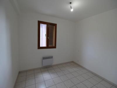 Louer Appartement Afa 950 euros