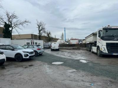 Louer Terrain 2808 m2 Haillan