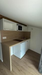 For rent Venissieux 1 room 14 m2 Rhone (69200) photo 0