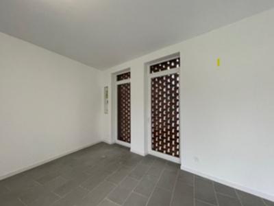 Louer Appartement 55 m2 Mericourt