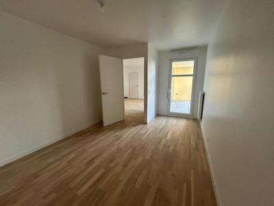 Louer Appartement 60 m2 Blanc-mesnil