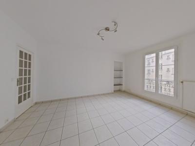 Louer Appartement 76 m2 Paris-11eme-arrondissement