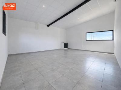 For rent Saint-pierre 100 m2 Reunion (97410) photo 0