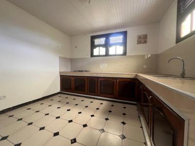 For rent Saint-joseph 4 rooms 100 m2 Martinique (97212) photo 4