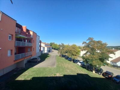 Louer Appartement 70 m2 Macheren