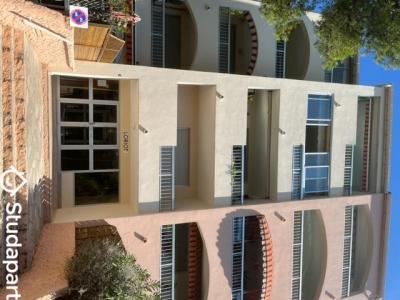 Louer Appartement Saint-mandrier-sur-mer 650 euros