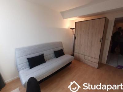 Louer Appartement Saint-etienne 390 euros