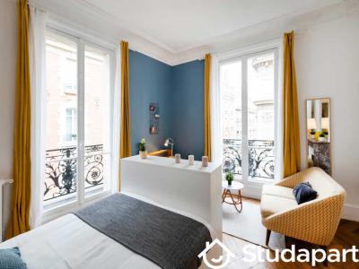 Louer Appartement 170 m2 Paris-16eme-arrondissement