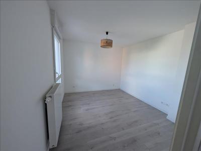 For rent Bondy 2 rooms 40 m2 Seine saint denis (93140) photo 1