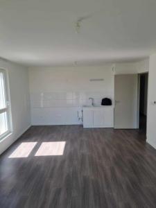 For rent Troyes 3 rooms 68 m2 Aube (10000) photo 1
