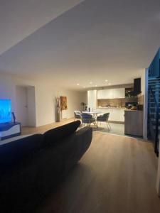 For sale Valenciennes 4 rooms 155 m2 Nord (59300) photo 2