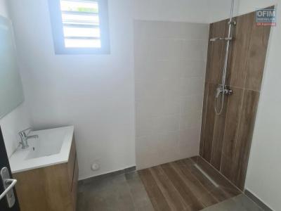 Louer Maison 67 m2 Sainte-suzanne