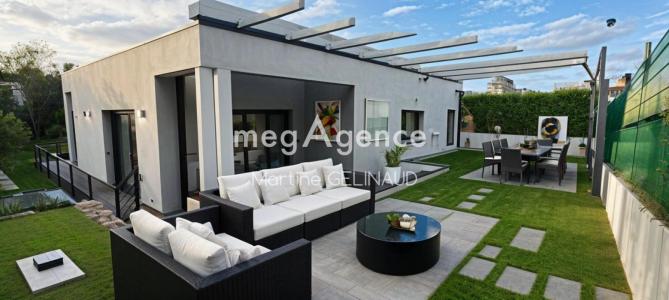 Acheter Maison 202 m2 Saintes