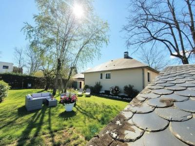 For sale Rodez 6 rooms 189 m2 Aveyron (12000) photo 0