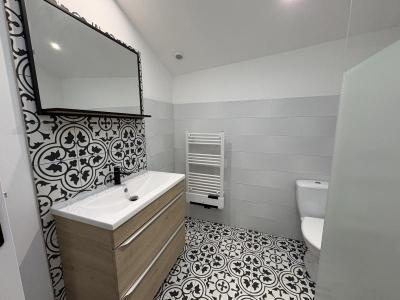 For rent Laruscade 4 rooms 80 m2 Gironde (33620) photo 0