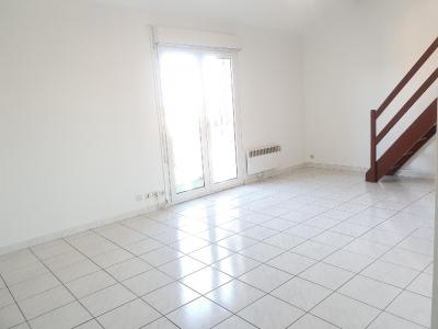 For rent Yerres 1 room 32 m2 Essonne (91330) photo 0