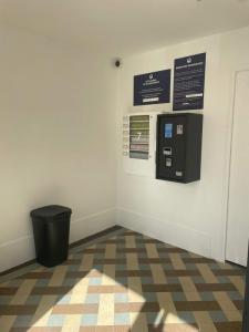 Acheter Commerce Pussay